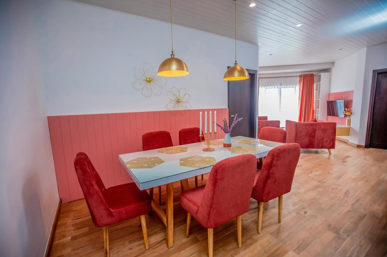 The Breeze Luxury Apartment Нувара Елия Екстериор снимка